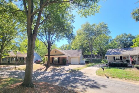 8604-Aldergate-Ct-Charlotte-NC-28210-23