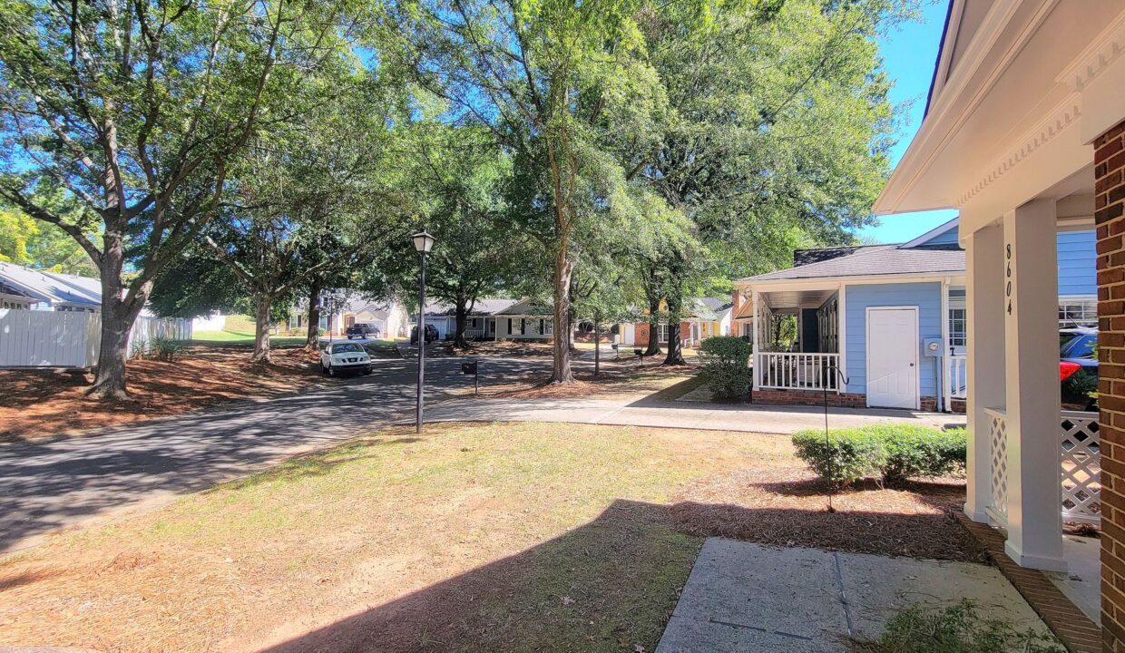 8604-Aldergate-Ct-Charlotte-NC-28210-4