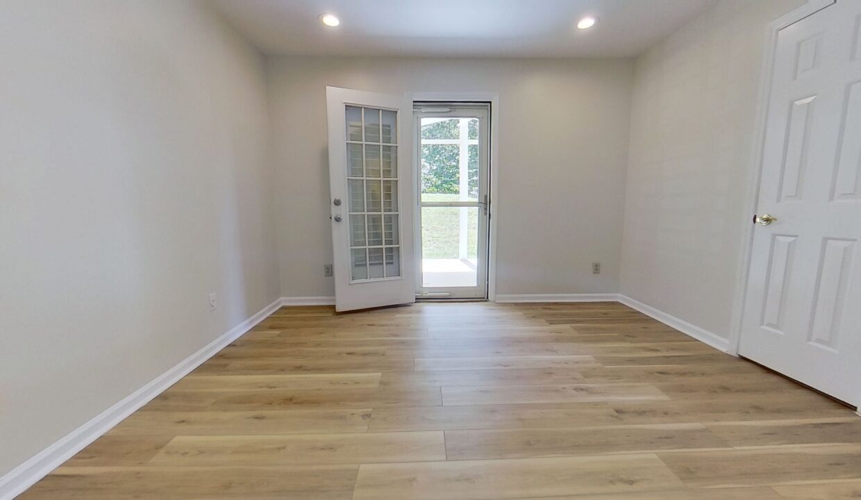 8604-Aldergate-Ct-Charlotte-NC-28210-8