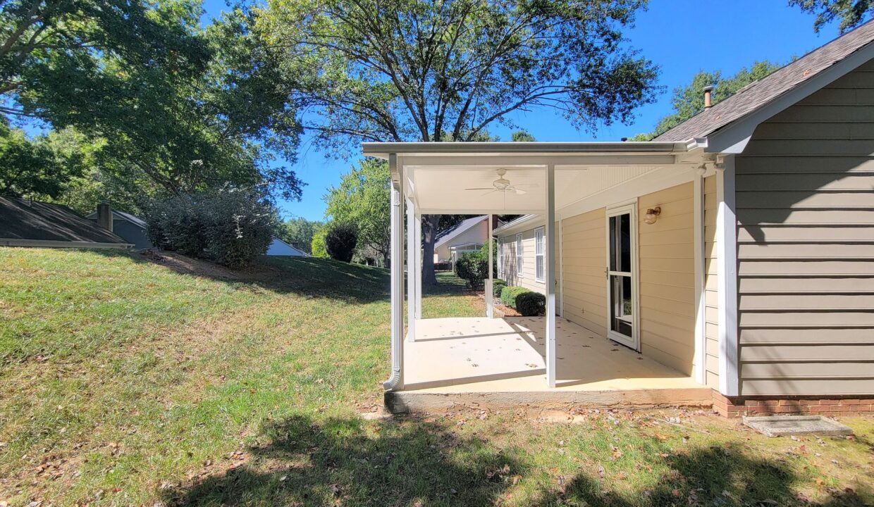 8604-Aldergate-Ct-Charlotte-NC-28210-9