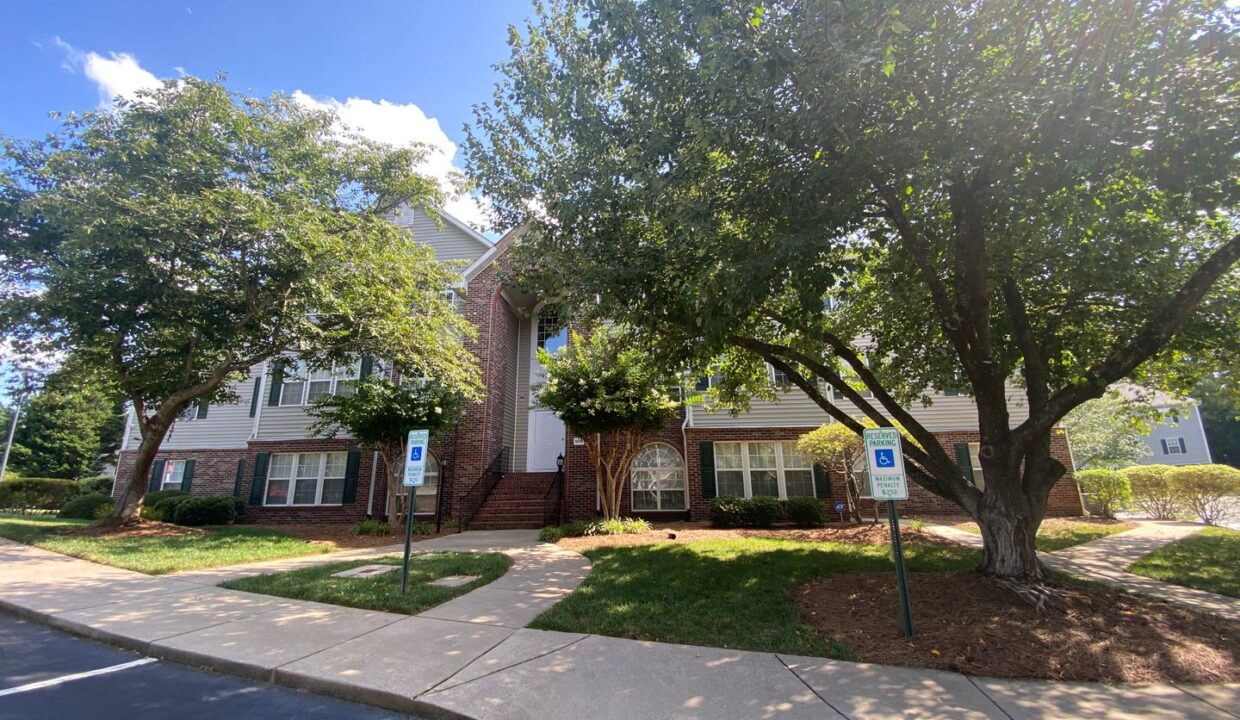 534-Timberline-Ridge-Ln-Winston-Salem-NC-27106-8