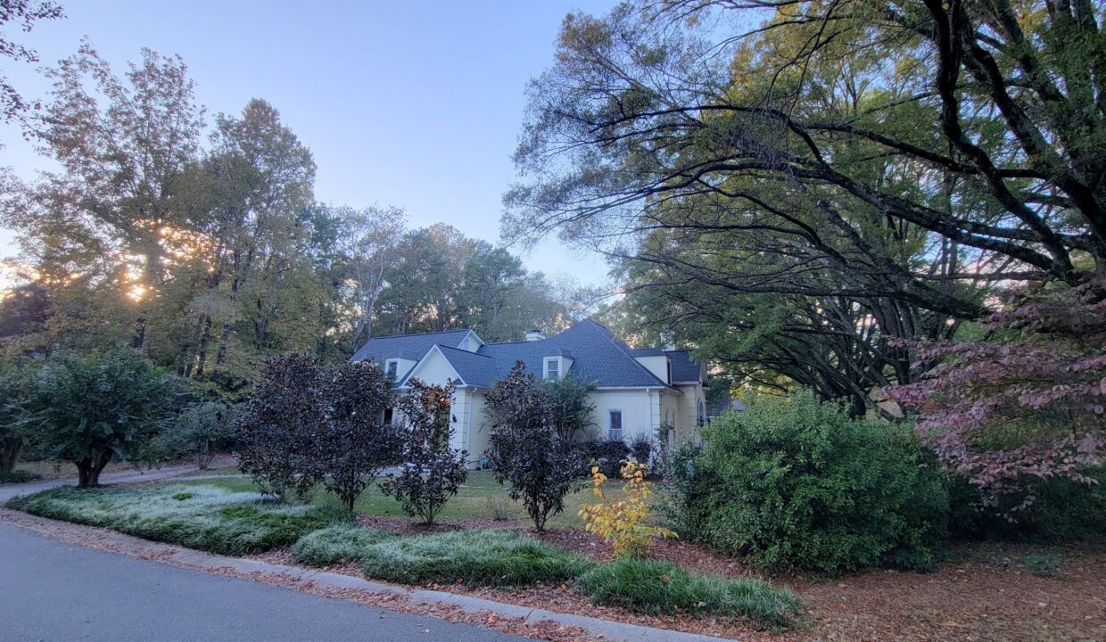 5630-Colony-Dr-Charlotte-NC-28226-11