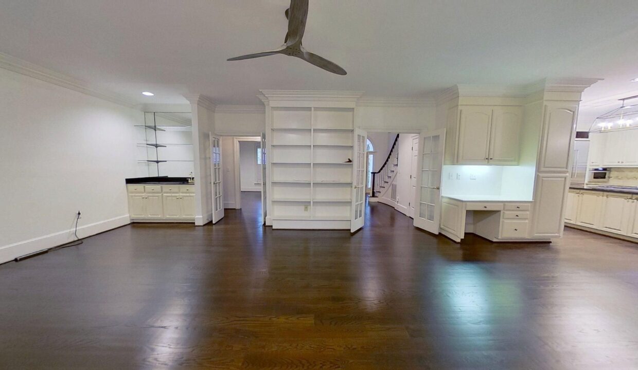 5630-Colony-Dr-Charlotte-NC-28226-13