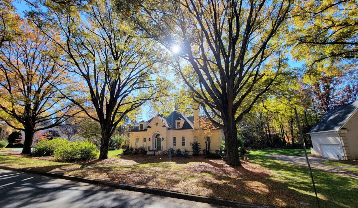 5630-Colony-Dr-Charlotte-NC-28226-23