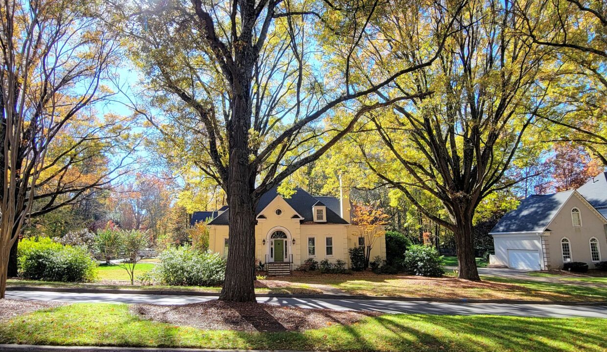 5630-Colony-Dr-Charlotte-NC-28226-29