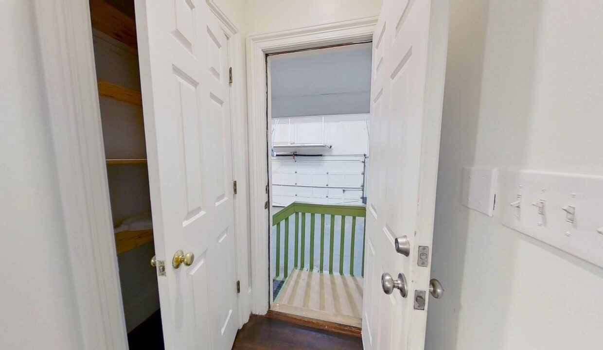 5630-Colony-Dr-Charlotte-NC-28226-30