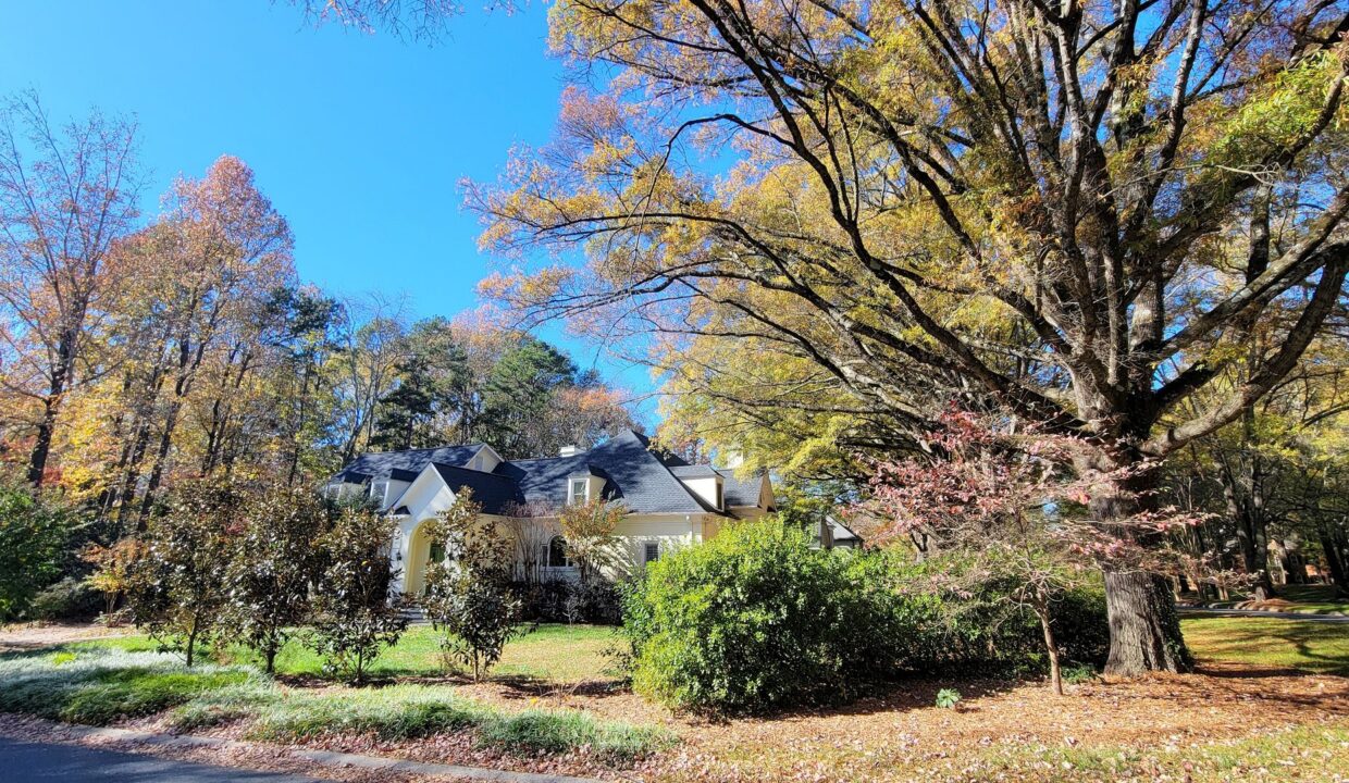 5630-Colony-Dr-Charlotte-NC-28226-31