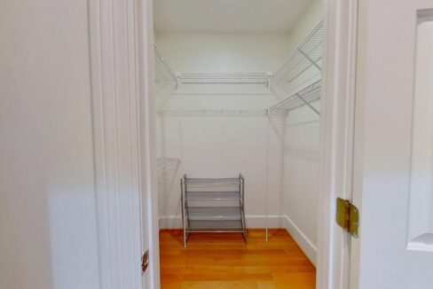 5630-Colony-Dr-Charlotte-NC-28226-34