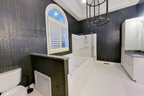 5630-Colony-Dr-Charlotte-NC-28226-36