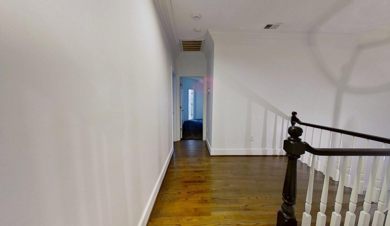 5630-Colony-Dr-Charlotte-NC-28226-37