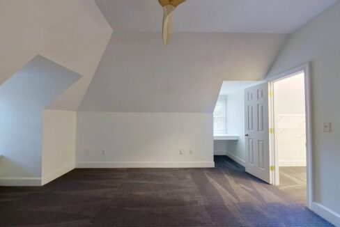 5630-Colony-Dr-Charlotte-NC-28226-38