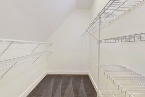 5630-Colony-Dr-Charlotte-NC-28226-40