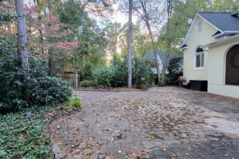 5630-Colony-Dr-Charlotte-NC-28226-44