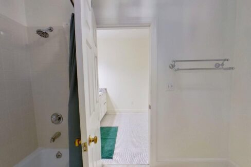 5630-Colony-Dr-Charlotte-NC-28226-45