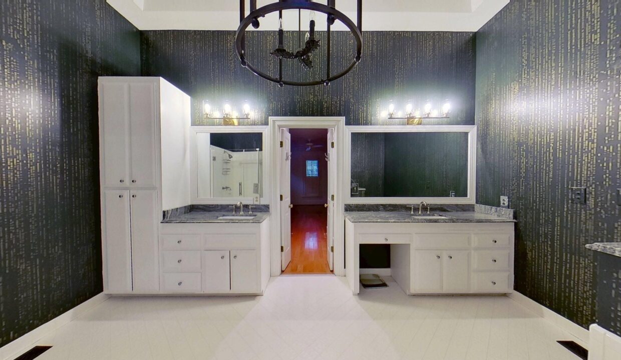 5630-Colony-Dr-Charlotte-NC-28226-5