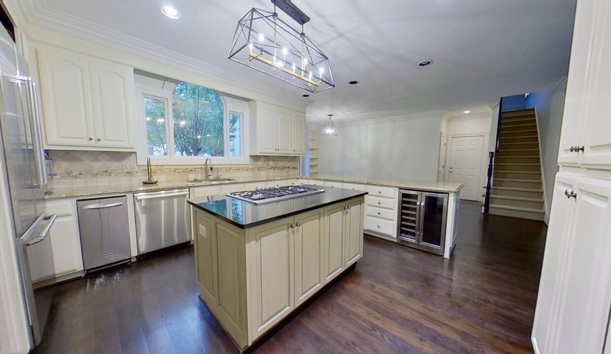 5630-Colony-Dr-Charlotte-NC-28226-8