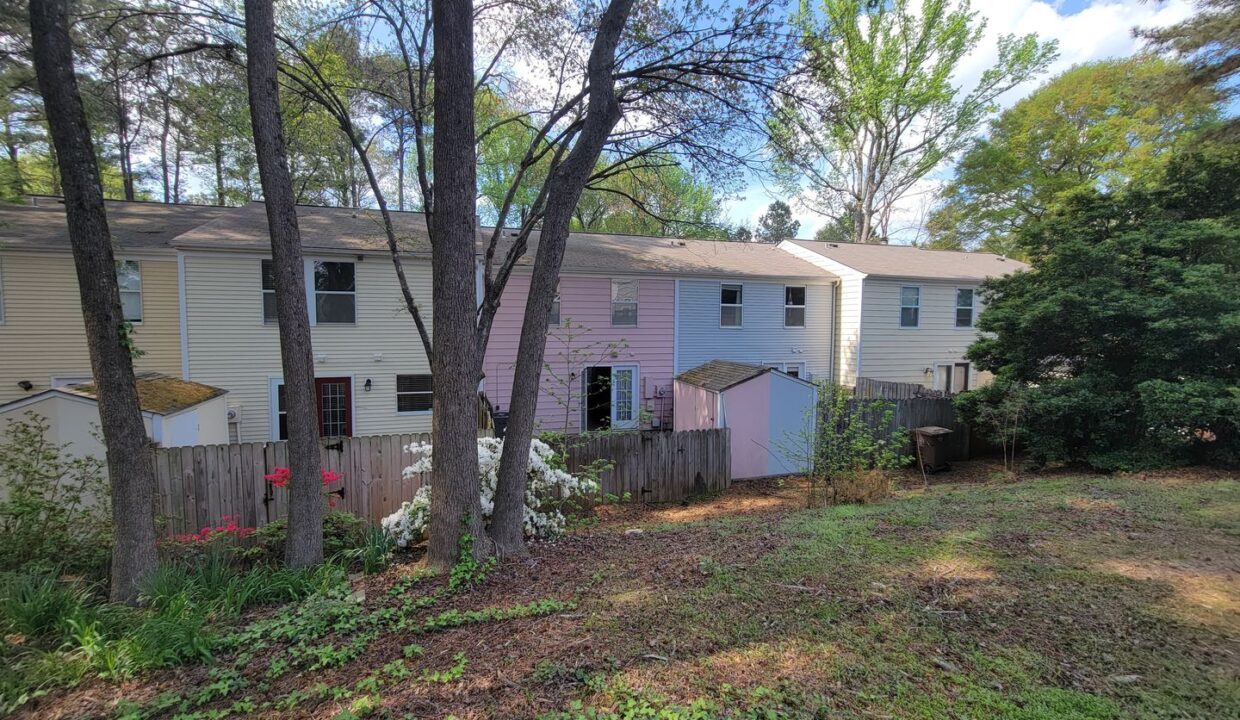 107-Brightleaf-Ct-Cary-NC-27513-10