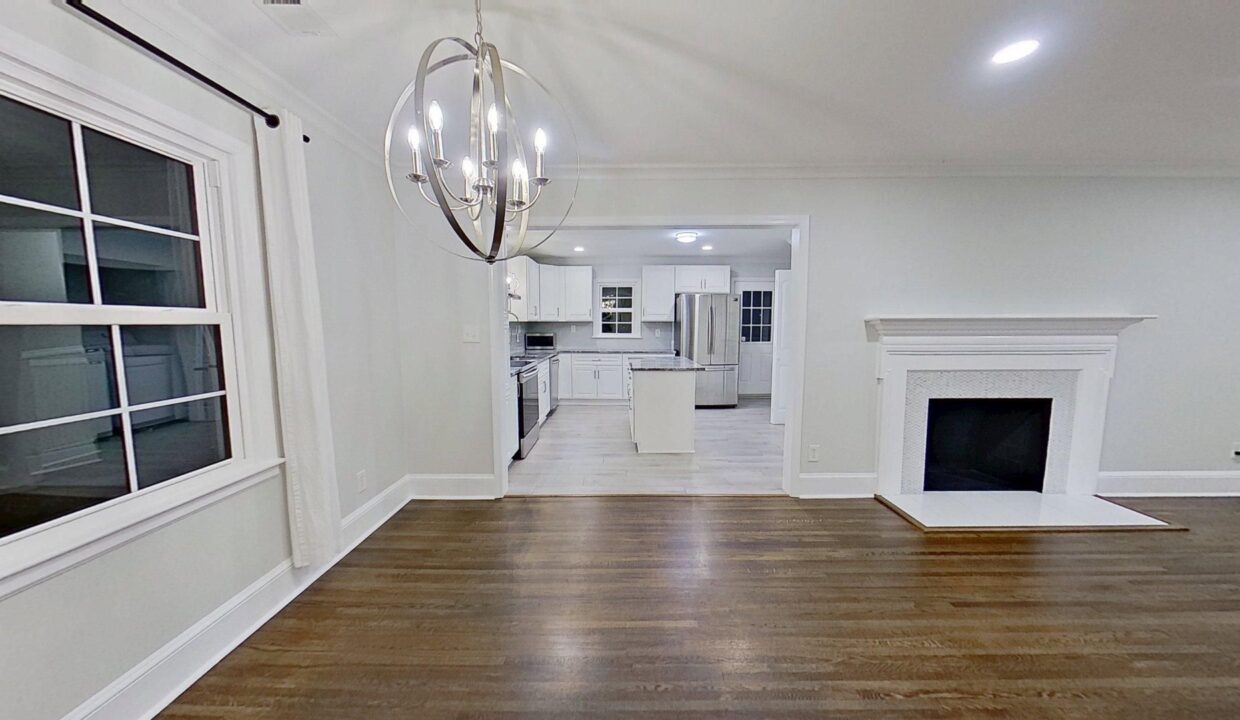 1200-Dresden-Dr-W-Charlotte-NC-28205-14