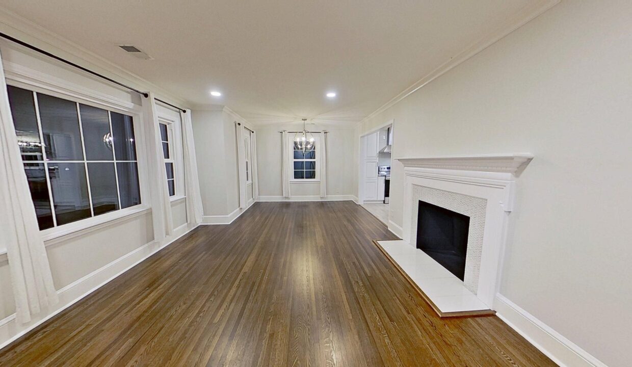 1200-Dresden-Dr-W-Charlotte-NC-28205-18