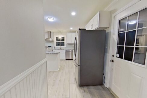 1200-Dresden-Dr-W-Charlotte-NC-28205-26