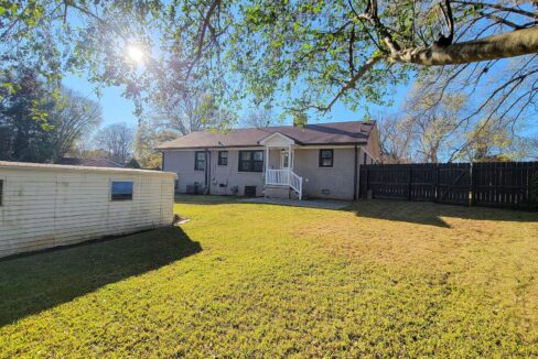 1200-Dresden-Dr-W-Charlotte-NC-28205-29