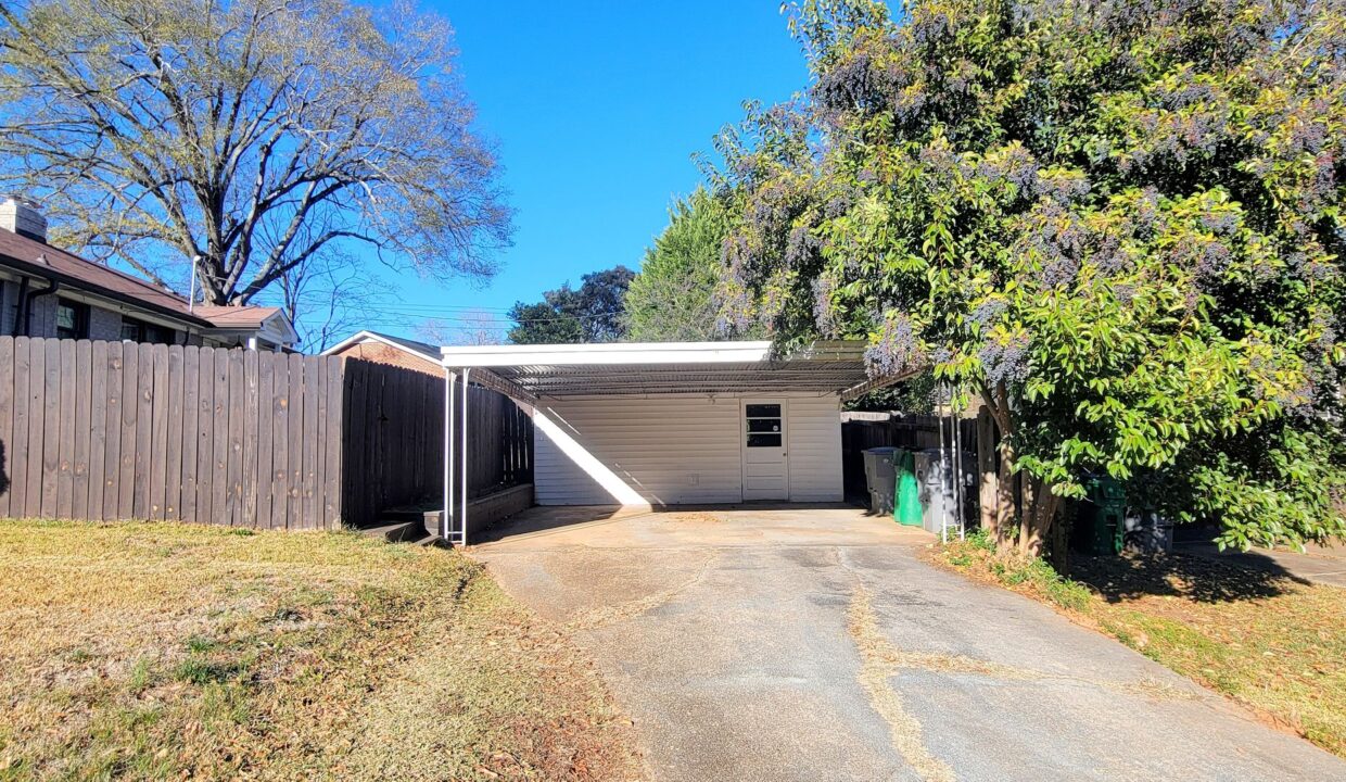 1200-Dresden-Dr-W-Charlotte-NC-28205-5