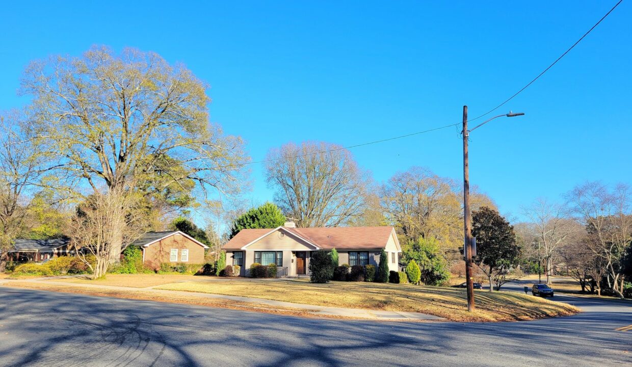 1200-Dresden-Dr-W-Charlotte-NC-28205-9