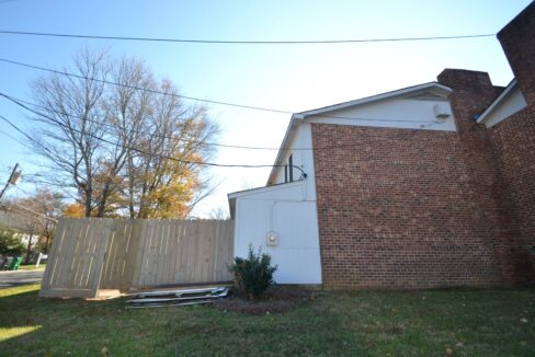 1422-Delane-Ave-5-Charlotte-NC-28211-12