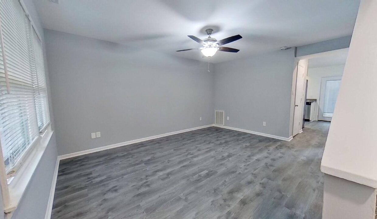 1422-Delane-Ave-5-Charlotte-NC-28211-4