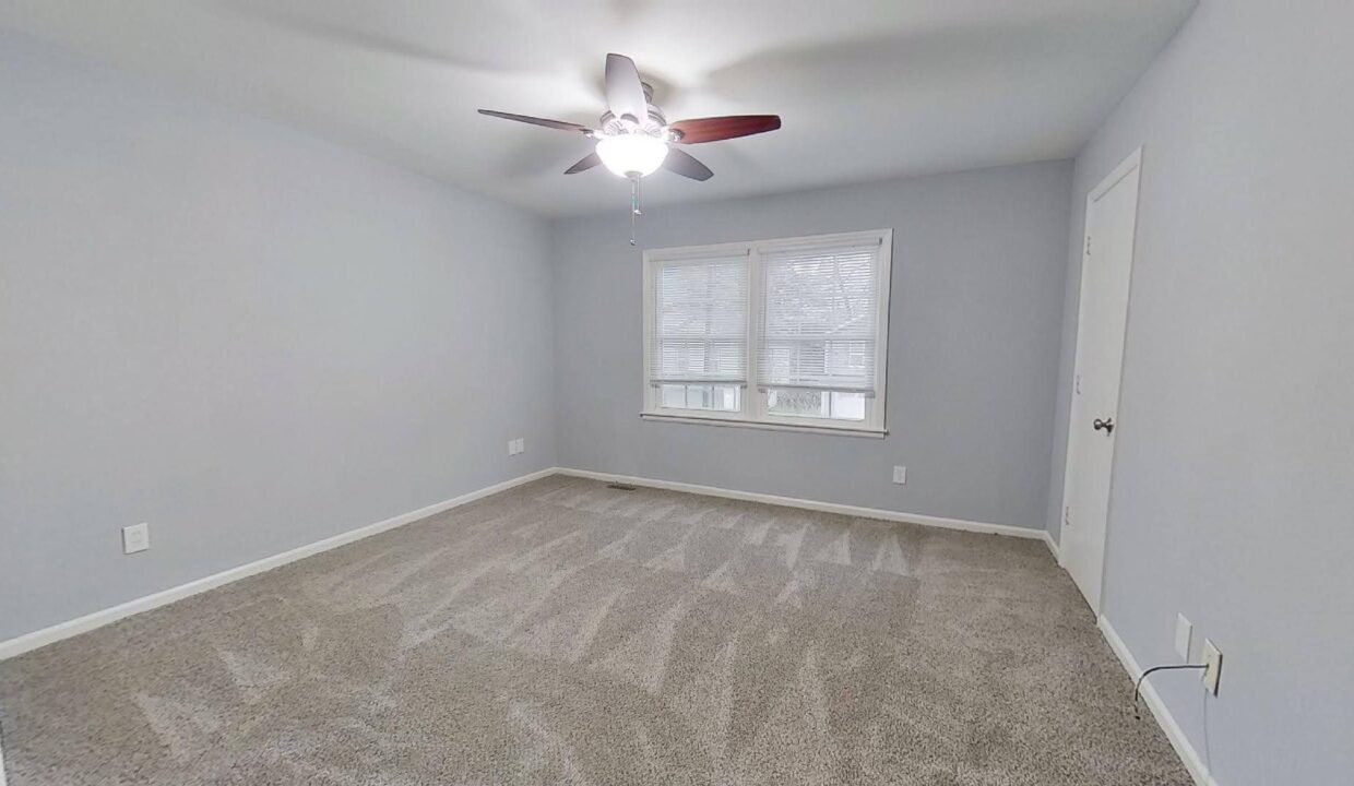 1422-Delane-Ave-5-Charlotte-NC-28211-8