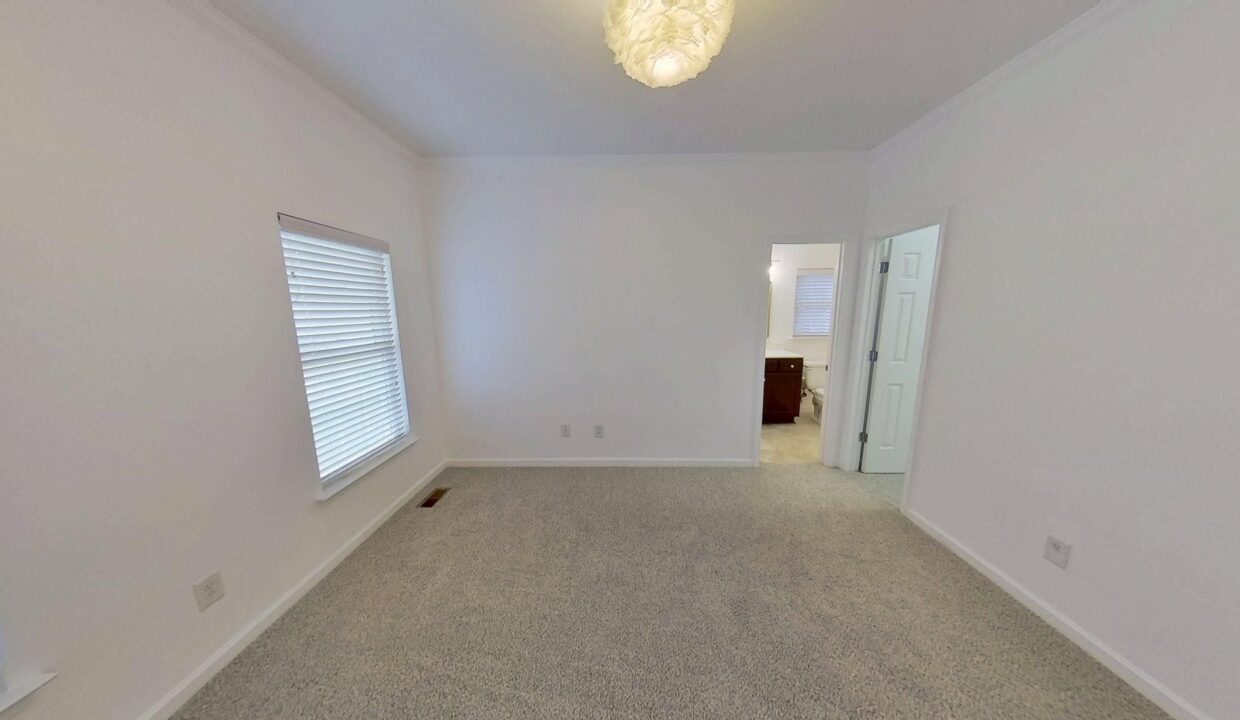 1721-E-Lenoir-St-Raleigh-NC-27610-20