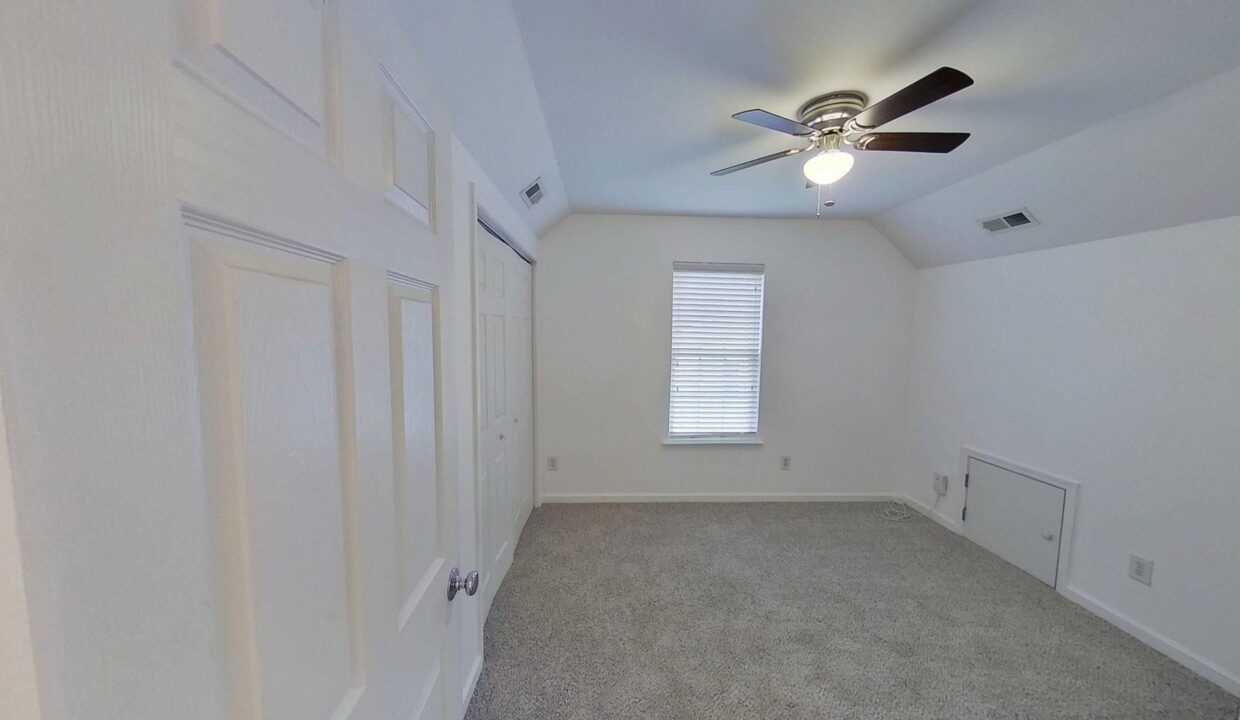 1721-E-Lenoir-St-Raleigh-NC-27610-32