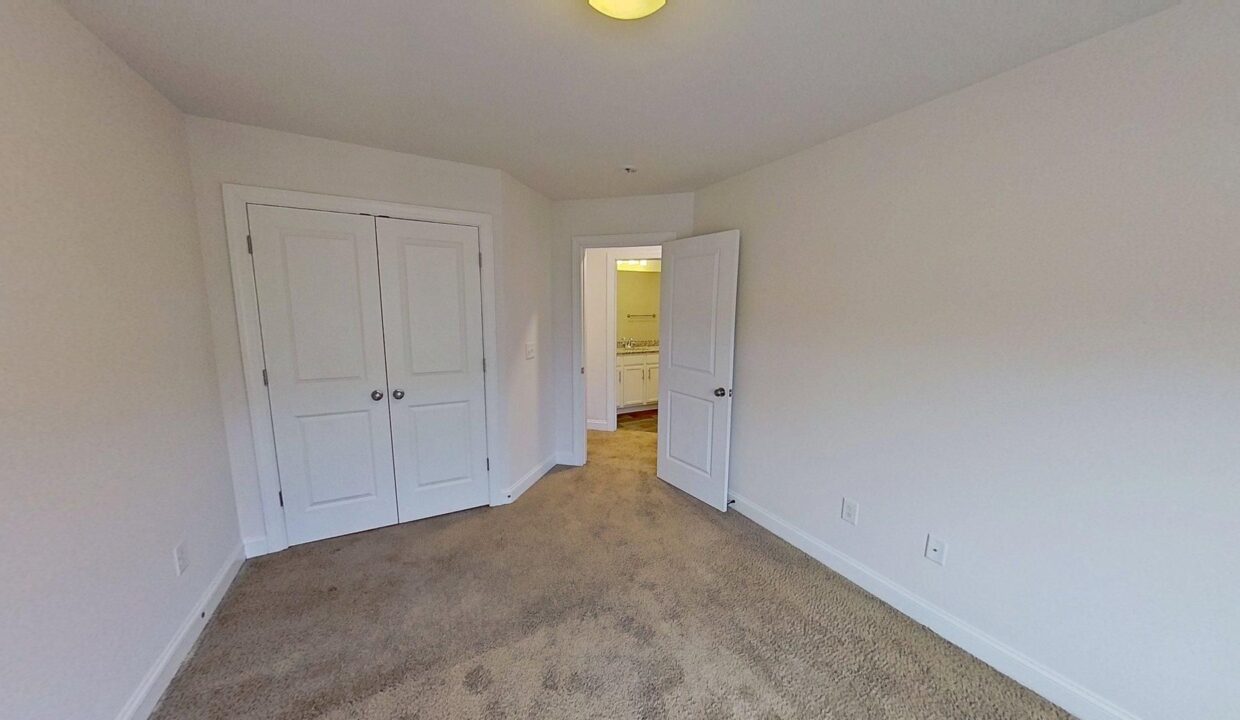 203-Hartland-Pl-Simpsonville-SC-29680-32