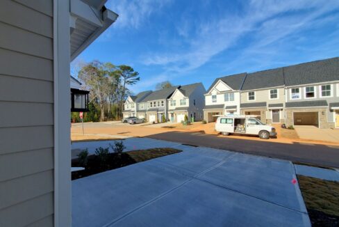 208-Lograto-Ln-Simpsonville-SC-29681-13