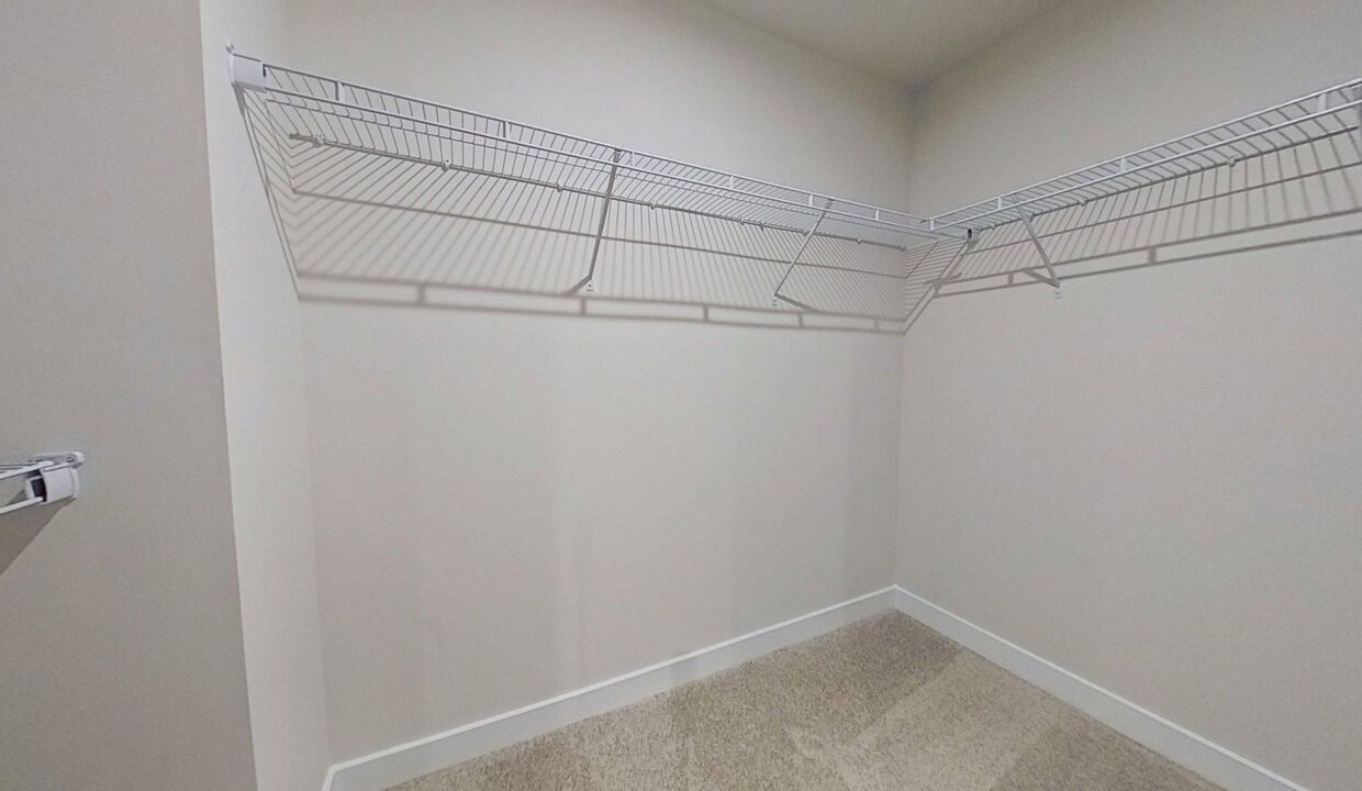 208-Lograto-Ln-Simpsonville-SC-29681-17