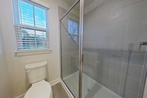 208-Lograto-Ln-Simpsonville-SC-29681-19