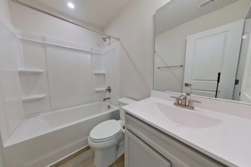 208-Lograto-Ln-Simpsonville-SC-29681-20