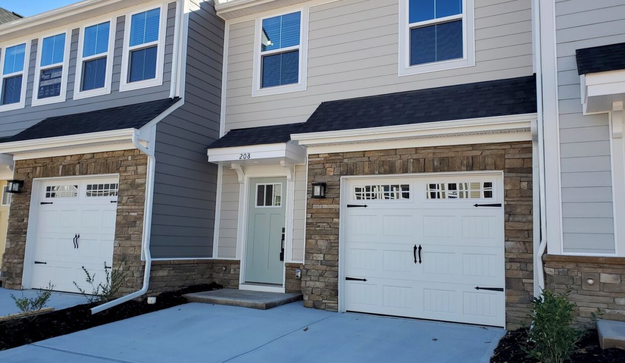 208-Lograto-Ln-Simpsonville-SC-29681-30