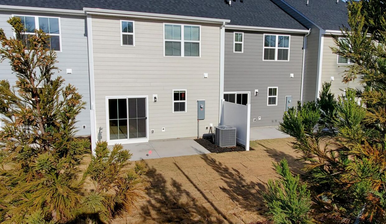208-Lograto-Ln-Simpsonville-SC-29681-4