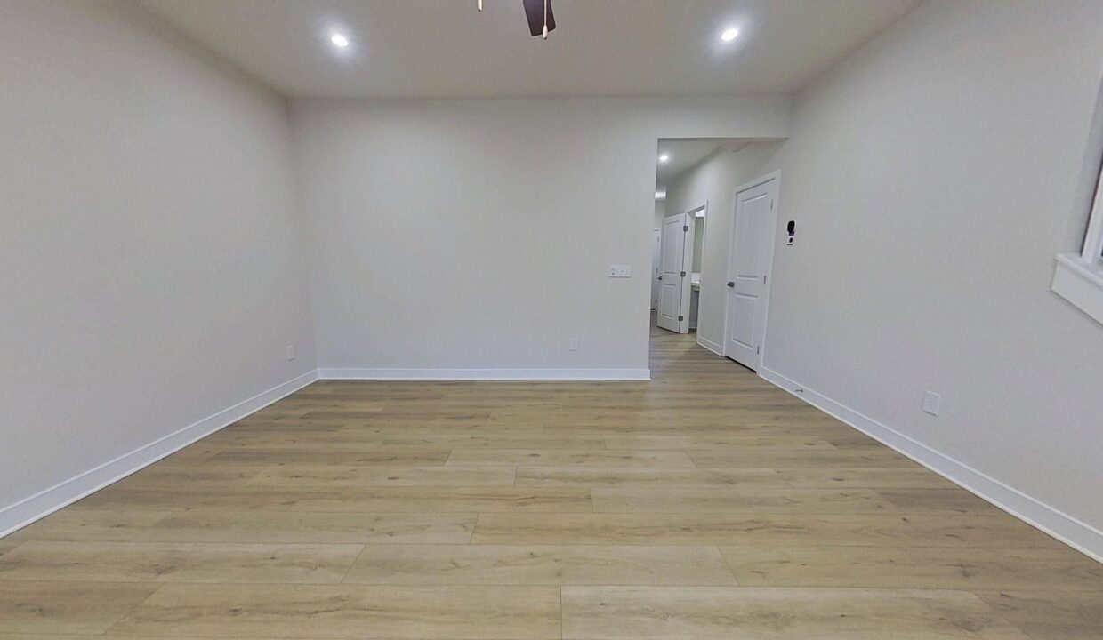 208-Lograto-Ln-Simpsonville-SC-29681-8