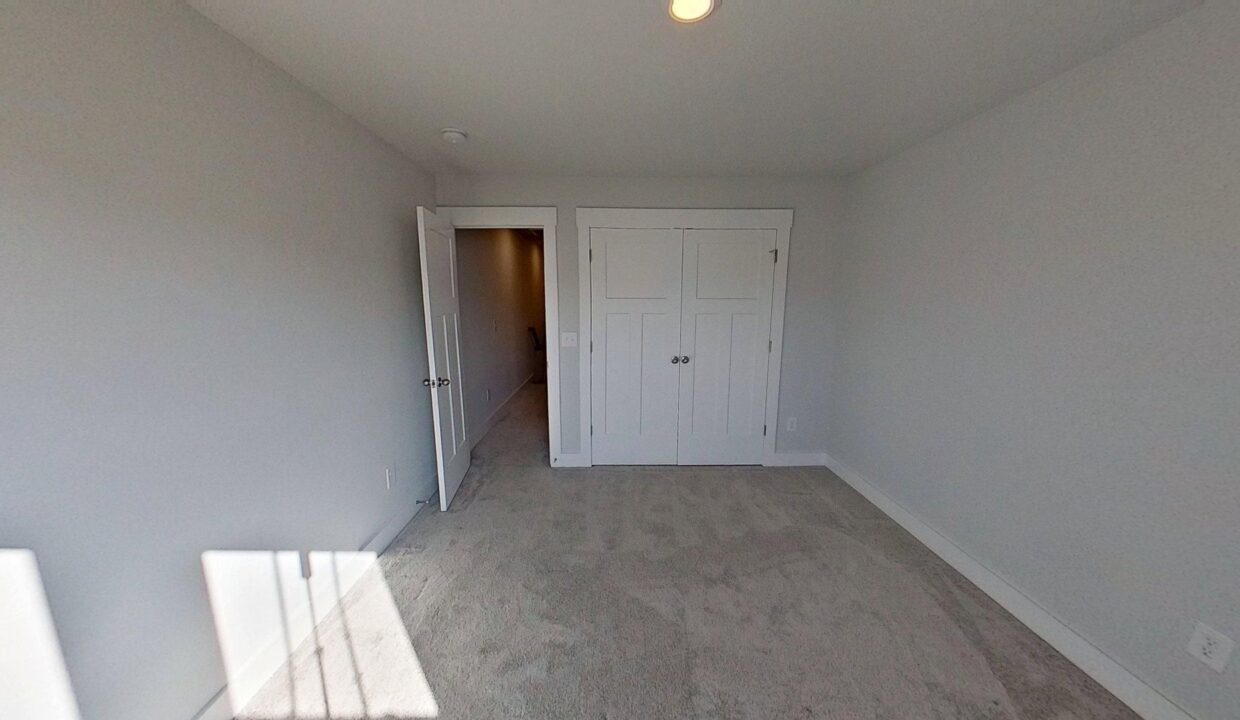 210-Woodhouse-Way-Greenville-SC-29605-32