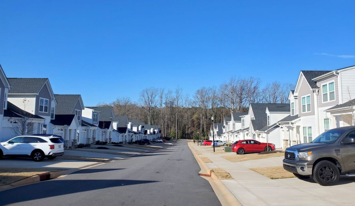 210-Woodhouse-Way-Greenville-SC-29605-38