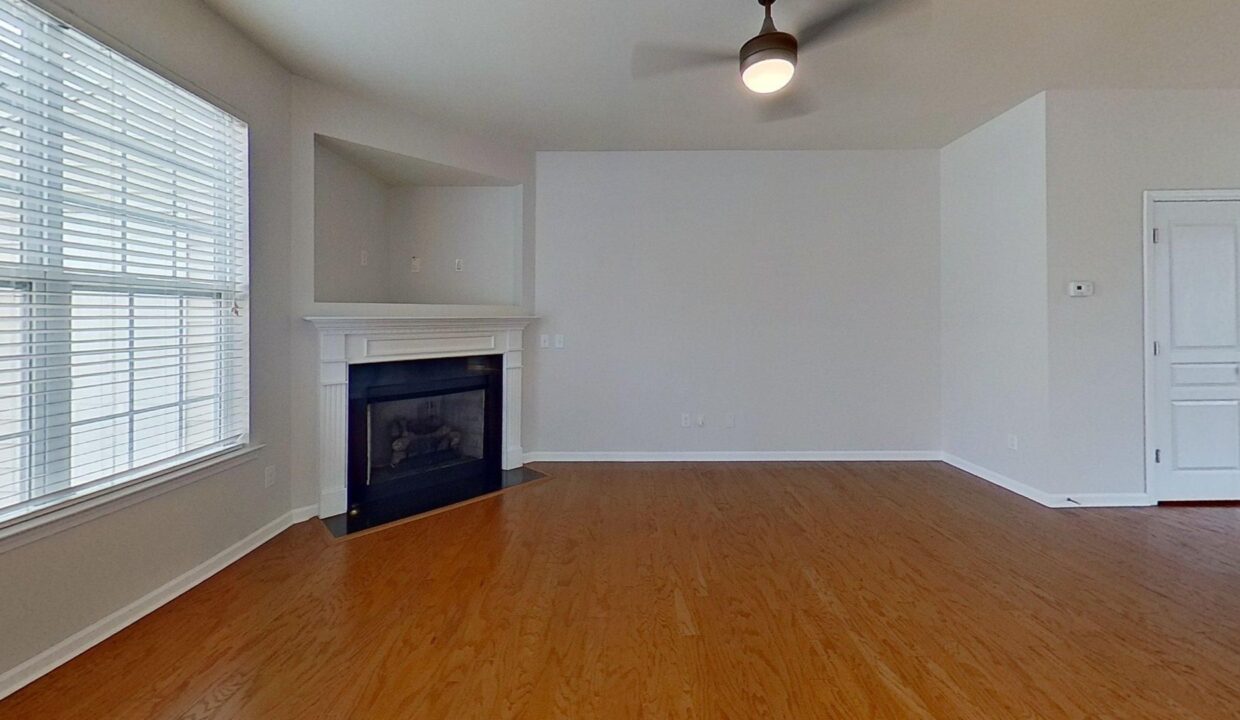 213-Spring-Gardens-Dr-Belmont-NC-28012-27