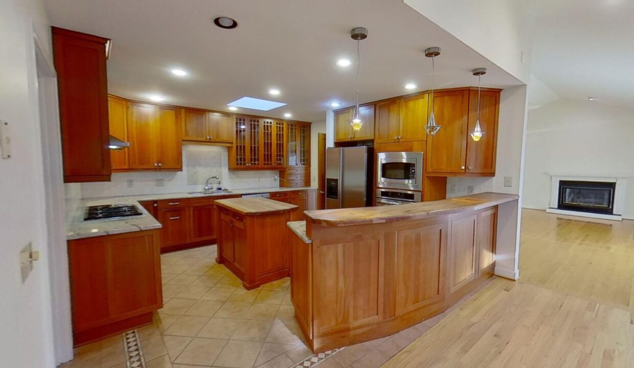 2323-Ridgefield-Dr-Chapel-Hill-NC-27517-10