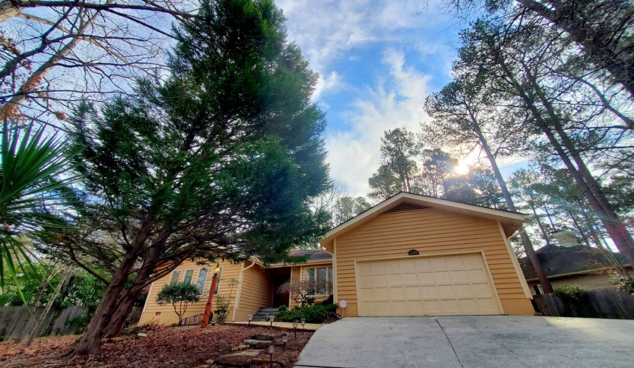 2323-Ridgefield-Dr-Chapel-Hill-NC-27517-11