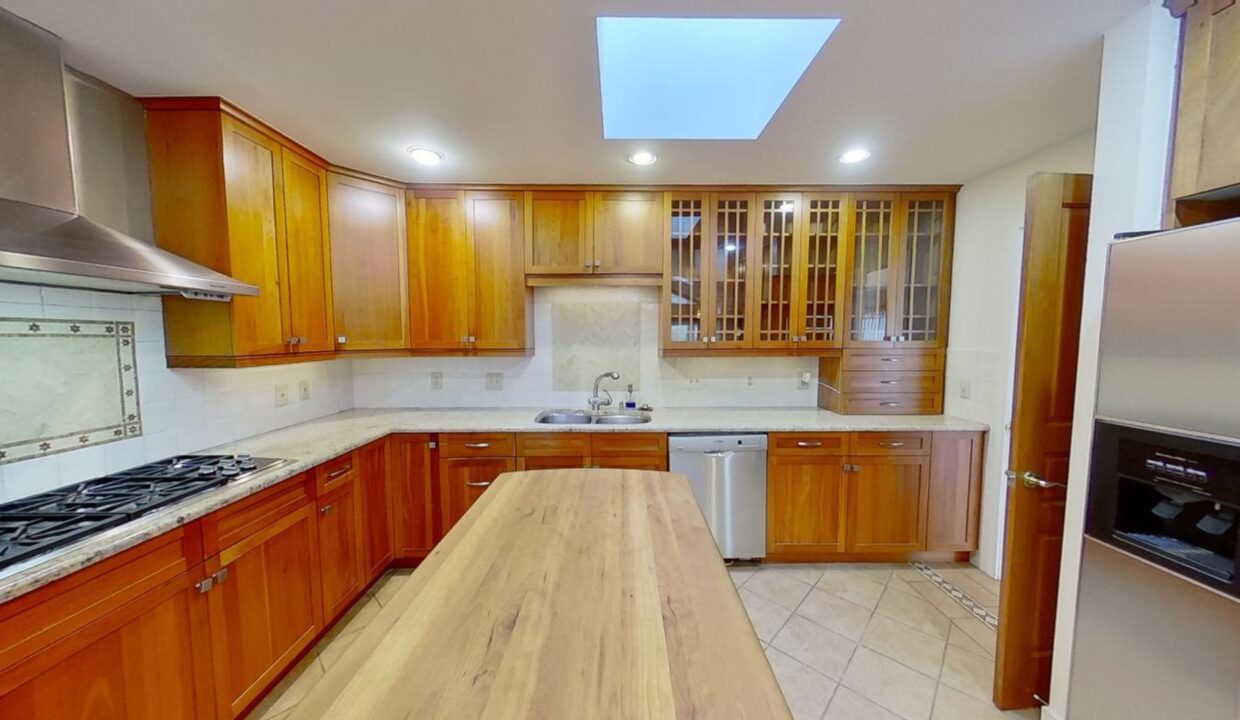 2323-Ridgefield-Dr-Chapel-Hill-NC-27517-13