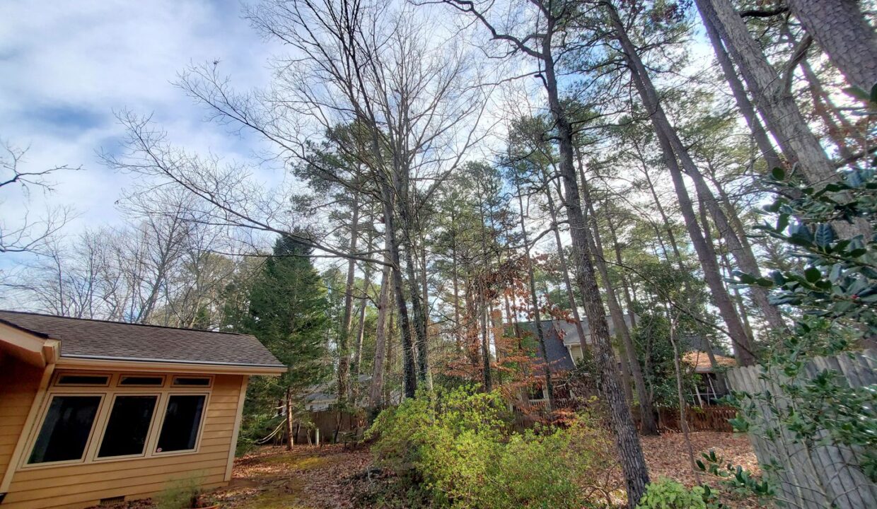 2323-Ridgefield-Dr-Chapel-Hill-NC-27517-29