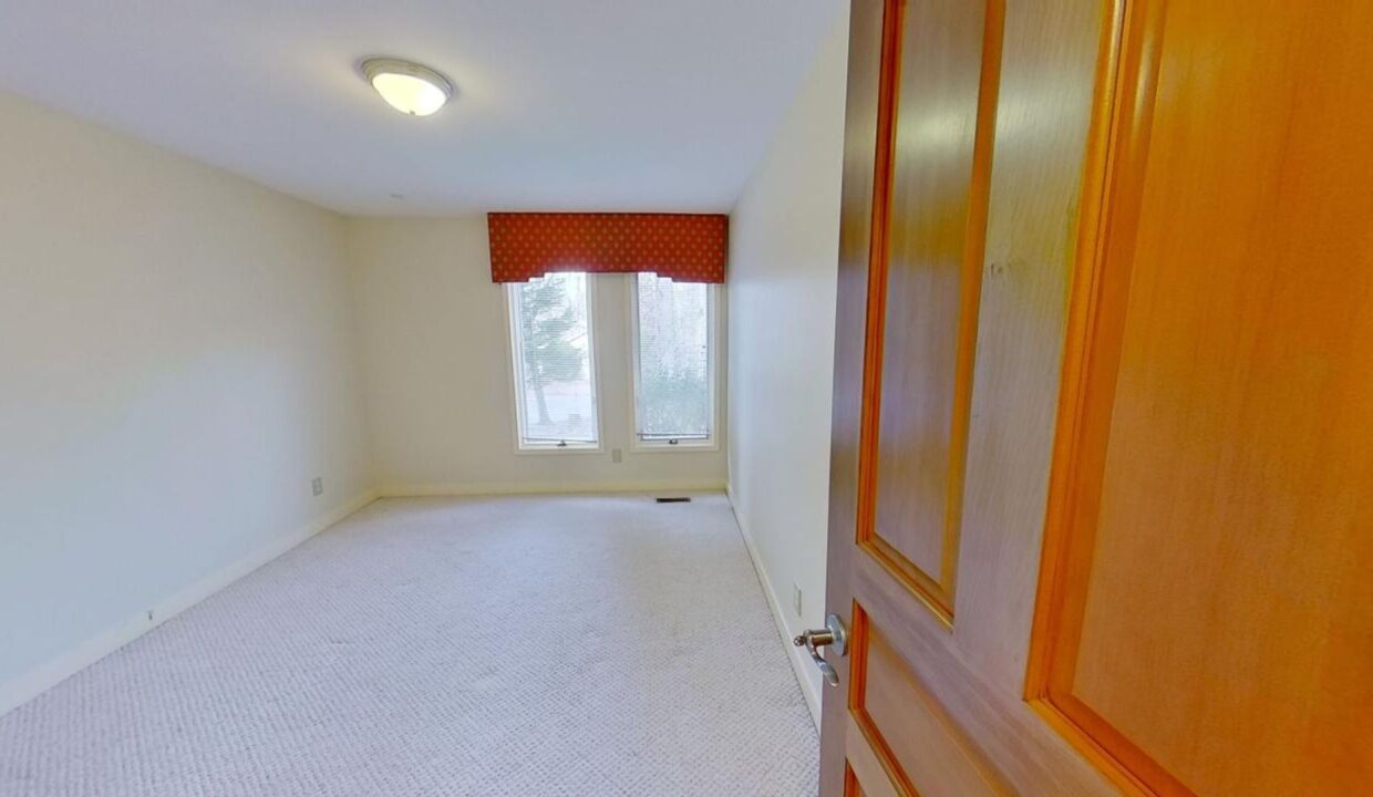 2323-Ridgefield-Dr-Chapel-Hill-NC-27517-34