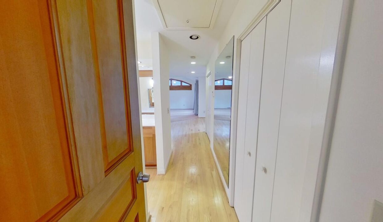 2323-Ridgefield-Dr-Chapel-Hill-NC-27517-40