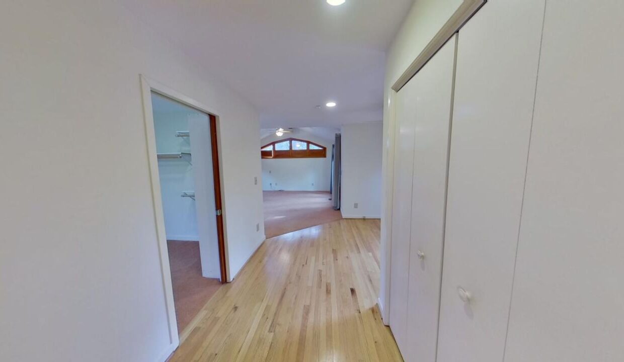 2323-Ridgefield-Dr-Chapel-Hill-NC-27517-44